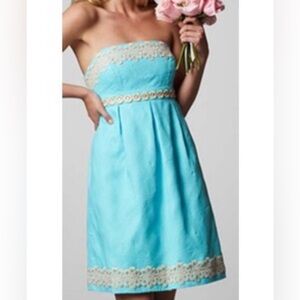 Stunning Lilly Pulitzer strapless aqua dress with gold embroidery in size 10.